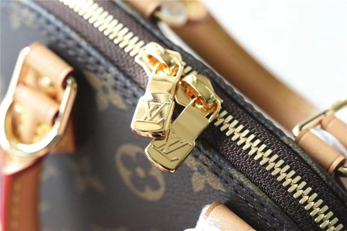 Nano Alma Shoulder Bag “18*12*8CM” 094