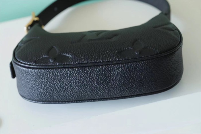 Mini Moon Bag “20.5*11*5CM” 005