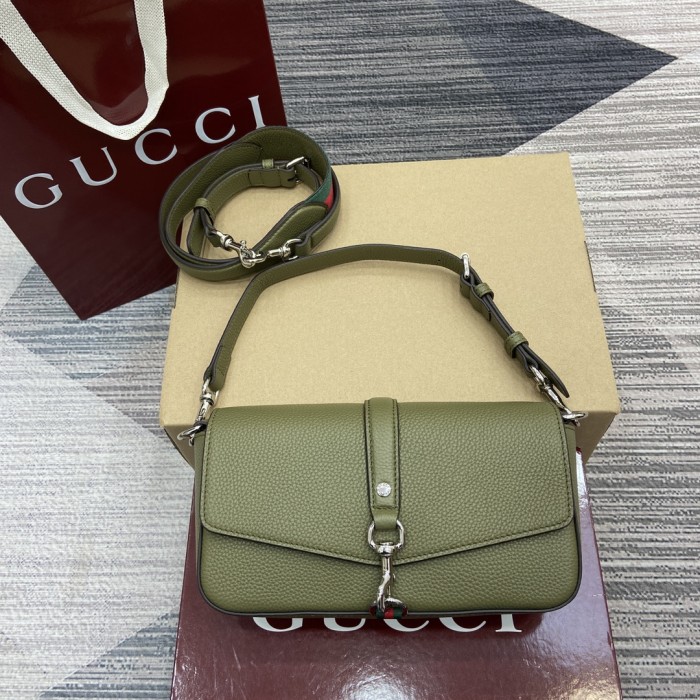 Small crossbody bag with hook closure“23.5x12.5x6.5CM”-066=