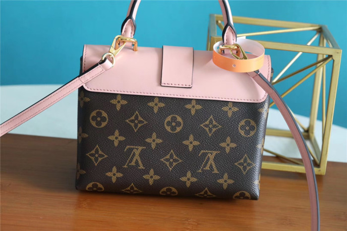 BB Locky Shoulder Bag “21*17*8CM” 074