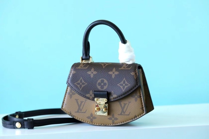 Tilsitt Shoulder Bag “16*12*5CM” 064