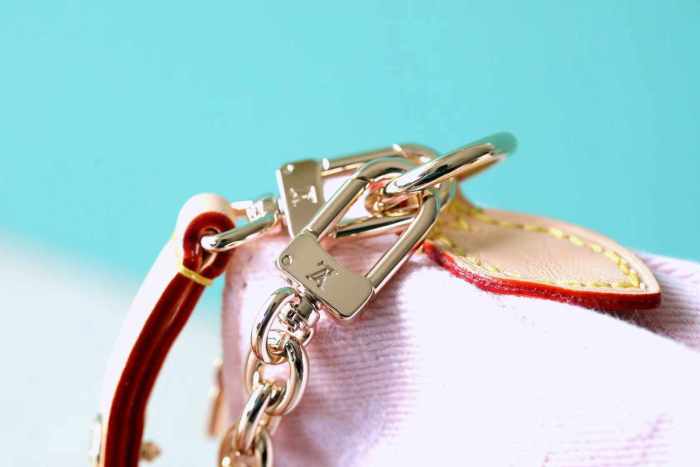 Liv pochette “24.5*13.5*6.5CM” 084