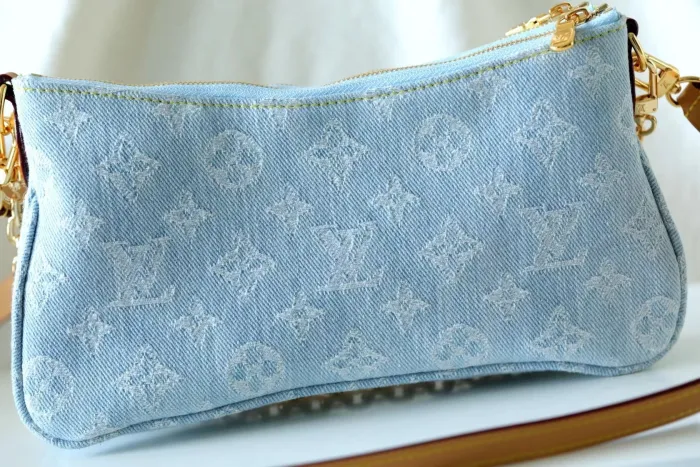 Pochette Liv “24.5*13.5*6.5CM” 064