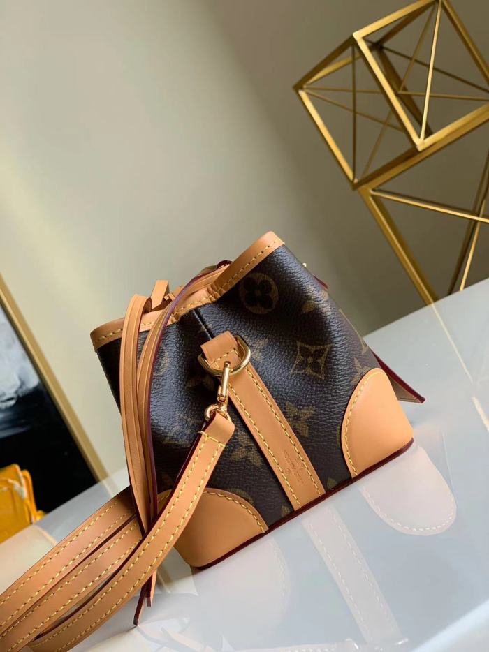 Noe Purse “11.5*11.5*10CM” 094