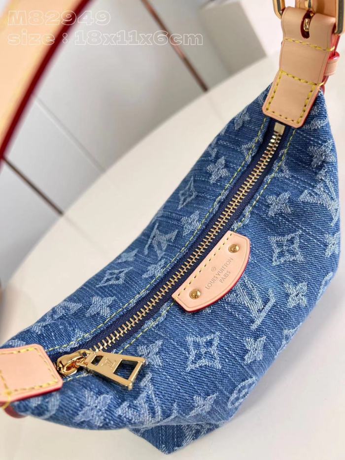 Hills Pochette “18.5*11*6.5CM” 024