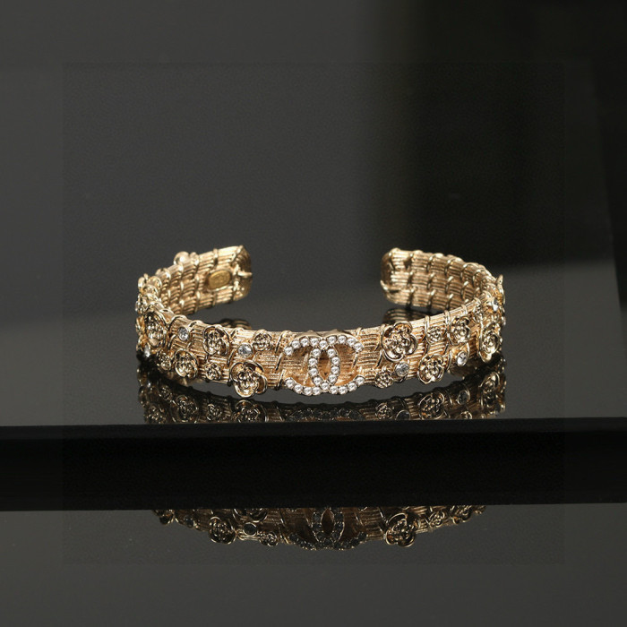 Barcelet 06=