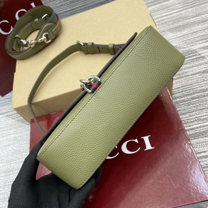 Small crossbody bag with hook closure“23.5x12.5x6.5CM”-066=