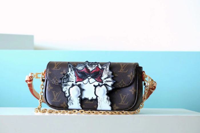 Wallet On Chain lvy “23.5*12*4.3CM” 064