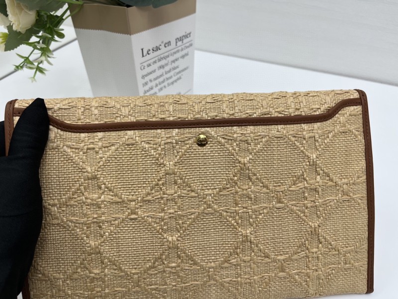 30 Montaigne “26×19.5×7cm”-004=
