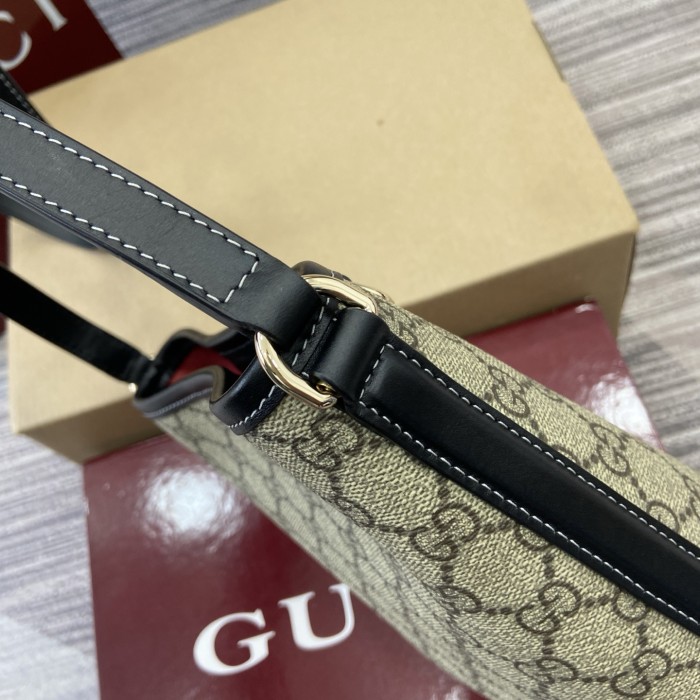 Mini GG Emblem Bucket Bag “18*15*8CM” 044