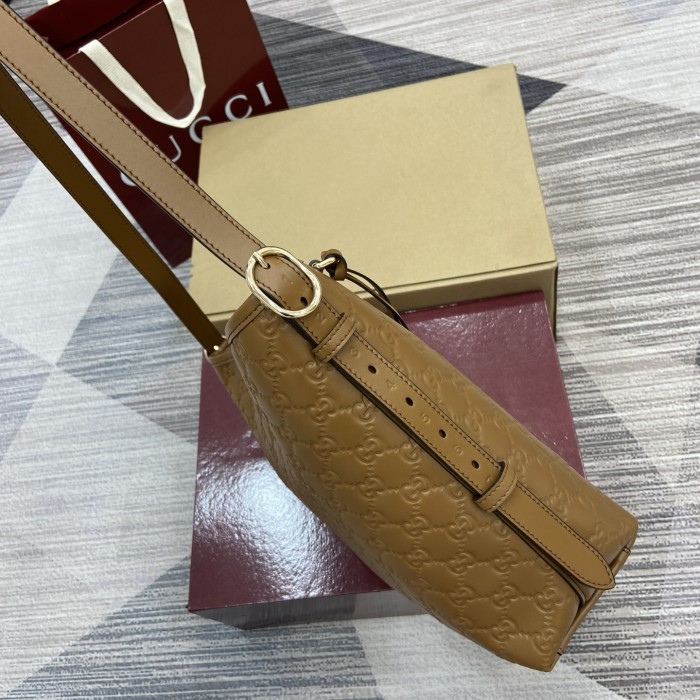 PM GG Emblem Shoulder Bag “26*24*10CM” 075