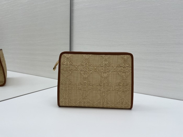 30 Montaigne “26×19.5×7cm”-004=