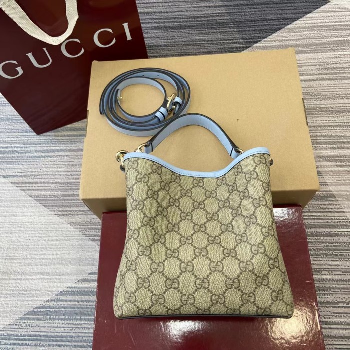 GG Emblem “19*18*11CM”-064=