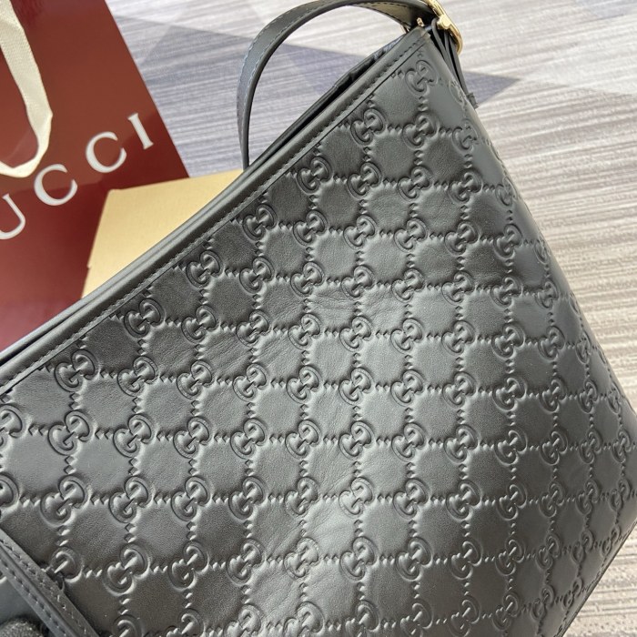 PM GG Emblem Shoulder Bag “26*24*10CM” 075