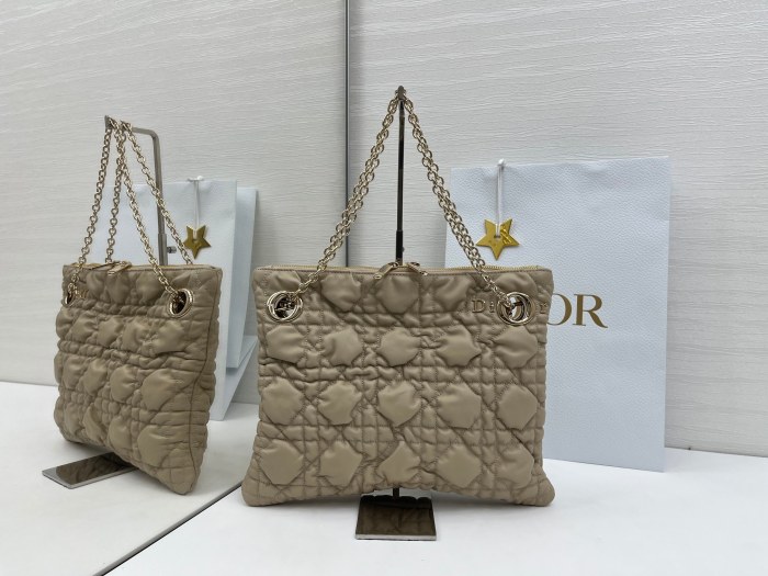 Cannage-Quilted Tote “32x26cm”-096=
