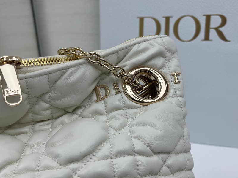 Cannage-Quilted Tote “32x26cm”-096=