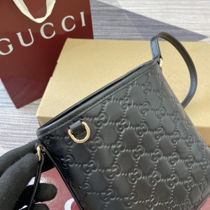Mini GG Emblem Bucket Bag “18*15*8CM” 084