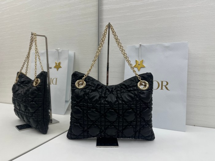 Cannage-Quilted Tote “32x26cm”-096=