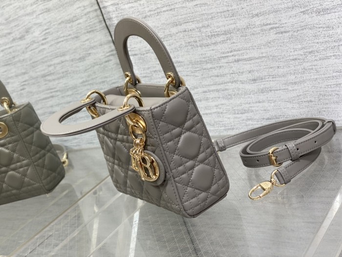 Lady Dior “17*7*15cm”-006=