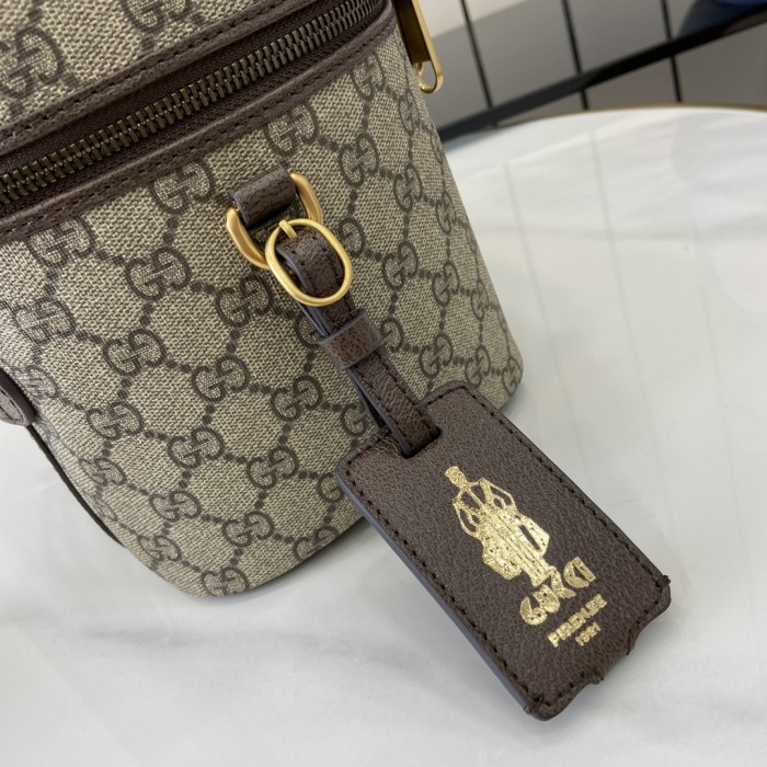 MM GG Savoy Porter Beauty Case “25*17.5*15CM” 064