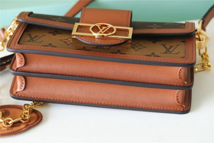 Dauphine East West Crossbody Bag “21*12*5CM” 036
