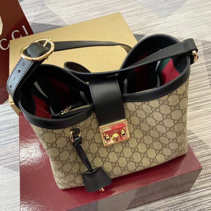 MM Padlock Hobo “32.5*24*5.5CM” 065