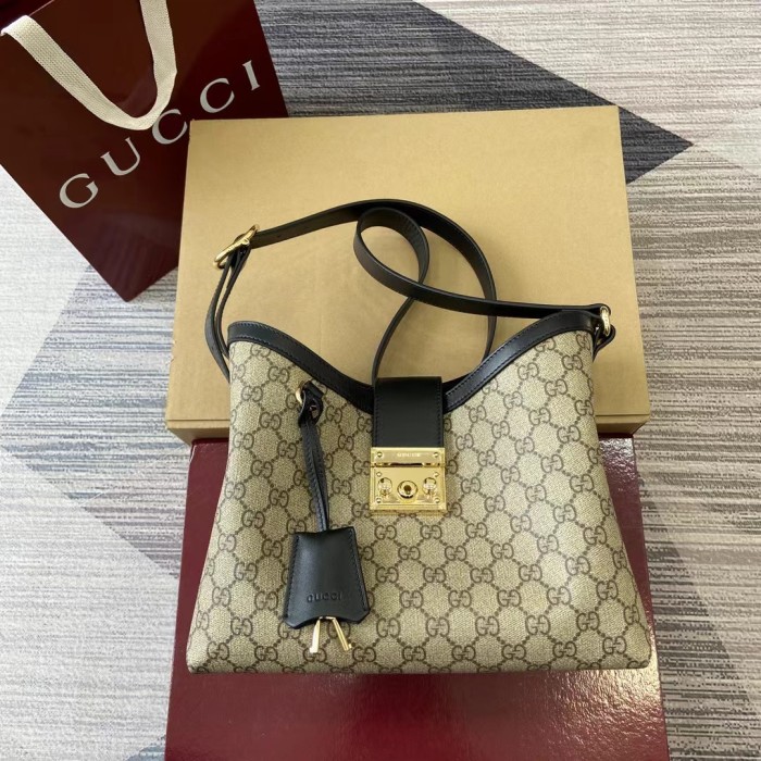 MM Padlock Hobo “32.5*24*5.5CM” 065