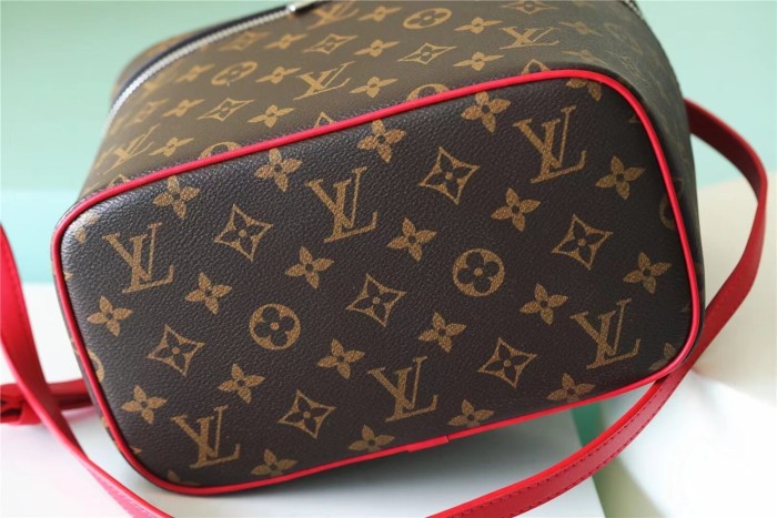 BB Nice Toiletry Bag “24*18*14.5CM” 035