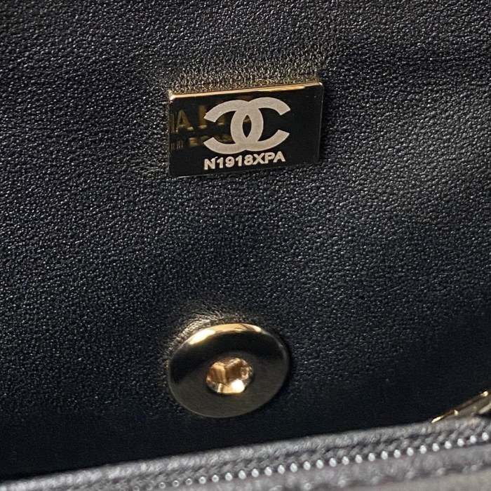 21K Mini CF Handle Bag “20x12x6cm”-037 =AS2431