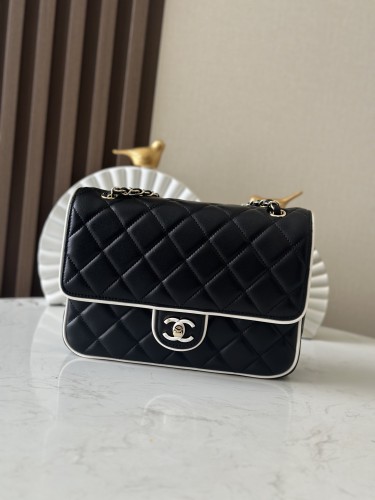 Large Flap Bag with Contrasting Trim “16.5x23.5x6.5cm”-008 =AS5150