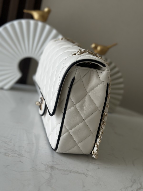 Large Flap Bag with Contrasting Trim “16.5x23.5x6.5cm”-008 =AS5150