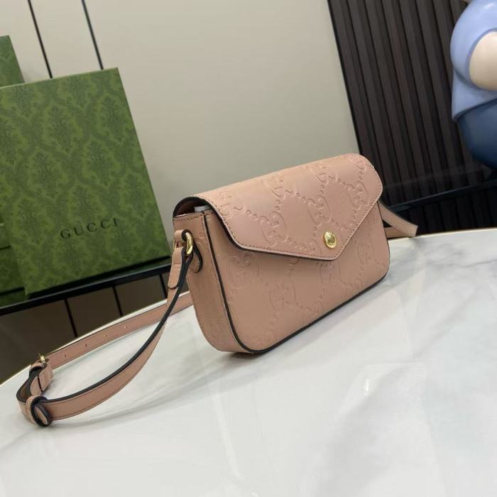 BB GG Embossed Crossbody Bag “21*13.5*3CM” 034