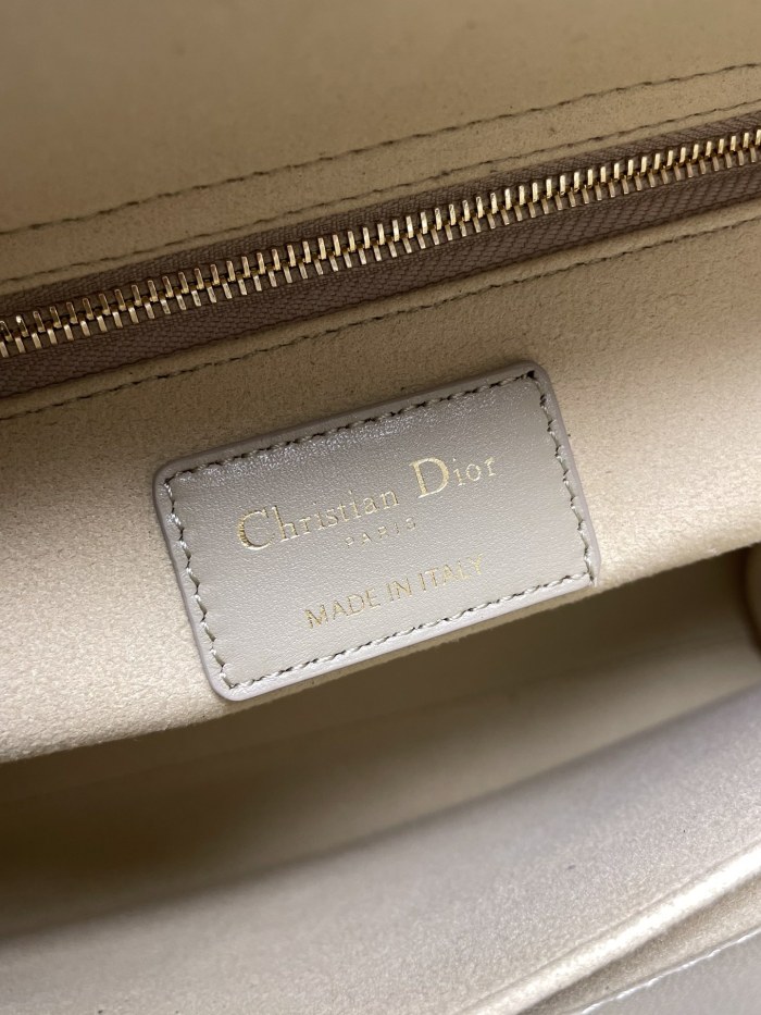 Lady Dior “24×20×11cm”-057=