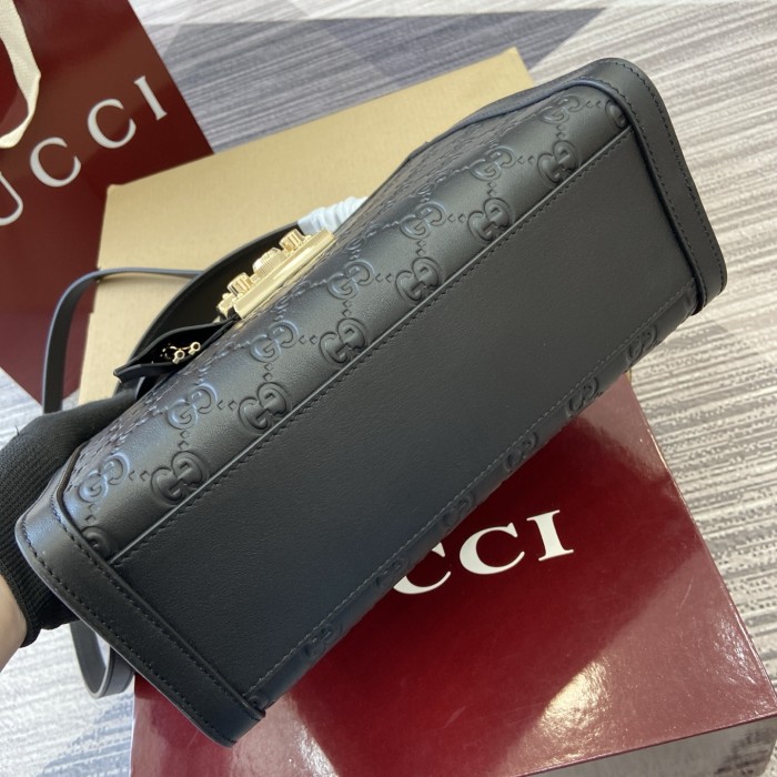 MM Padlock  Handle Bag “25.5*17.5*10CM” 086