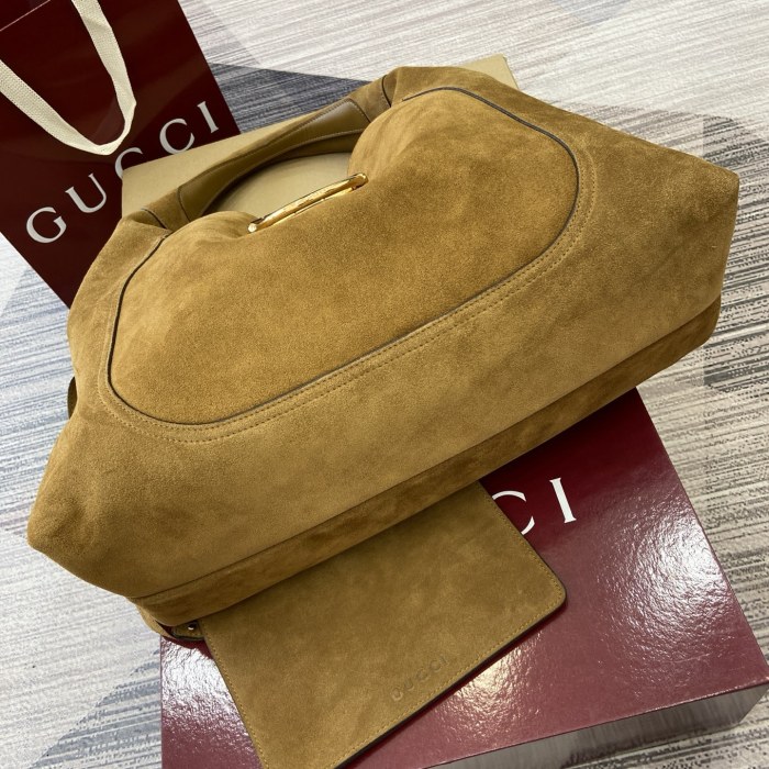 GM Softbit Shoulder Bag “46*26*16CM” 058
