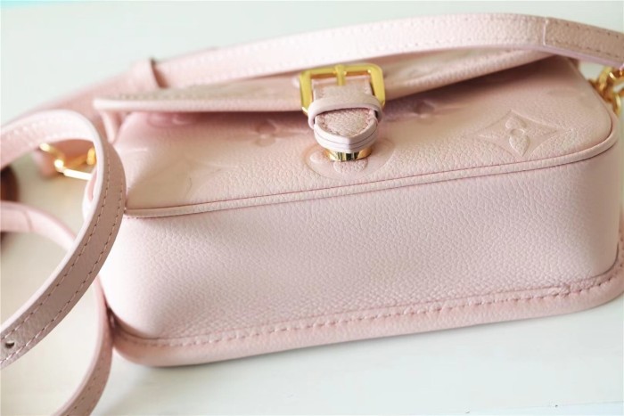 Diane Nano “19*10.5*6CM” 055