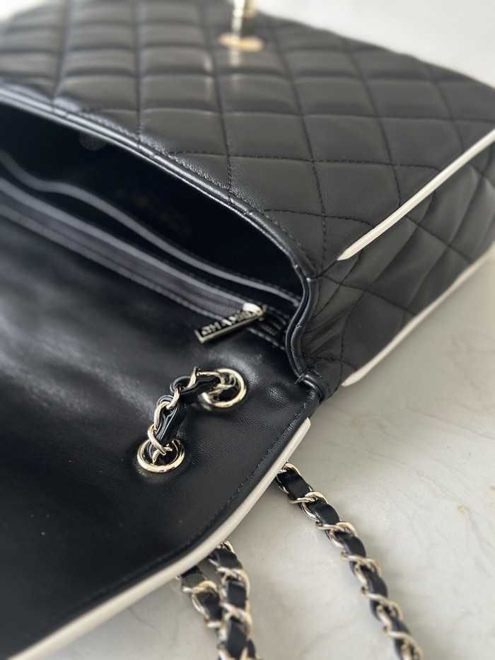 Large Flap Bag with Contrasting Trim “16.5x23.5x6.5cm”-008 =AS5150