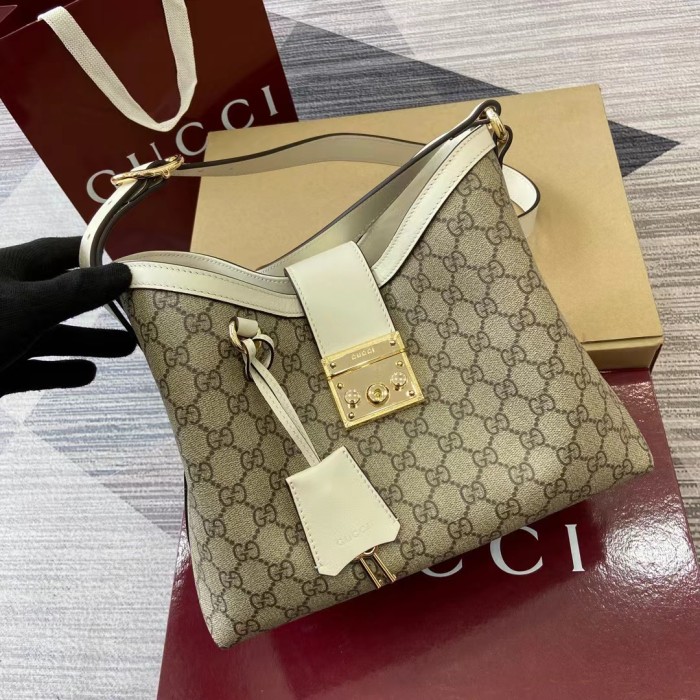 MM Padlock Hobo “32.5*24*5.5CM” 065