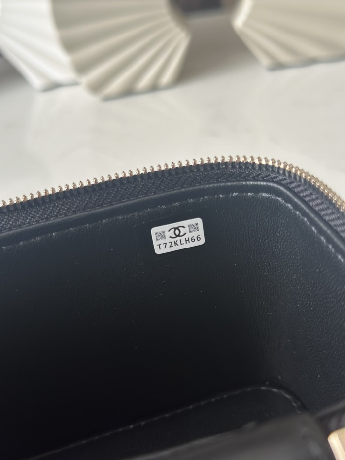 Pearl Crush Vanity Case “17x9.5x7.8cm” -016 =AP4277