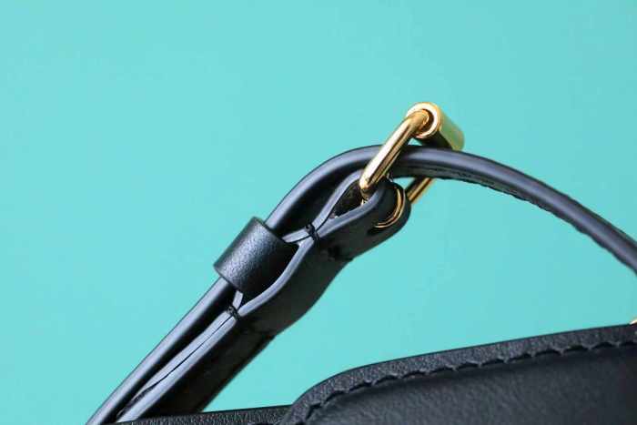 Bloom Wallet On Chain Lt “20*11.5*4CM” 045
