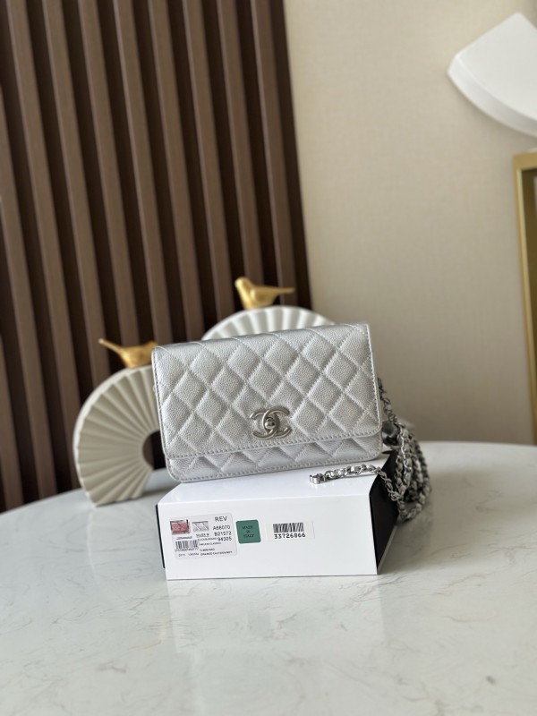 Classic Wallet on Chain “19.5x12x3.5cm”-026 =66070