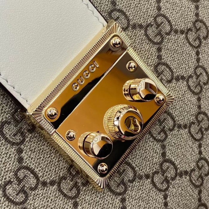 GM Padlock Handle Bag “31*21*11CM” 085