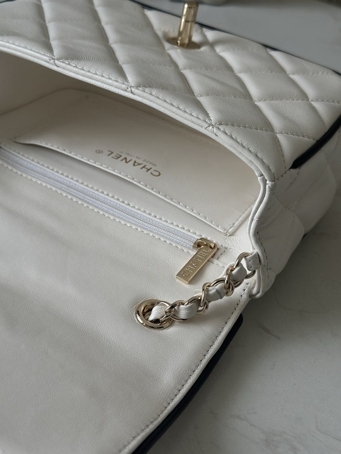 Small Flap Bag with Contrasting Trim “13.5x19.5x7cm”-057 =AS5151