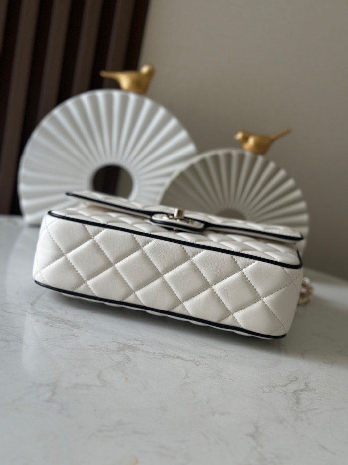 Large Flap Bag with Contrasting Trim “16.5x23.5x6.5cm”-008 =AS5150
