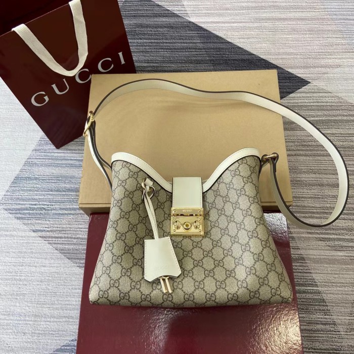 MM Padlock Hobo “32.5*24*5.5CM” 065