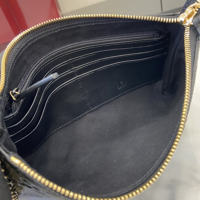 GG Supreme Chain Clutch “22.5*13*2.5CM” 033