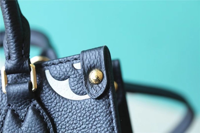 BB Onthego Tote “18*15*8.5CM” 016
