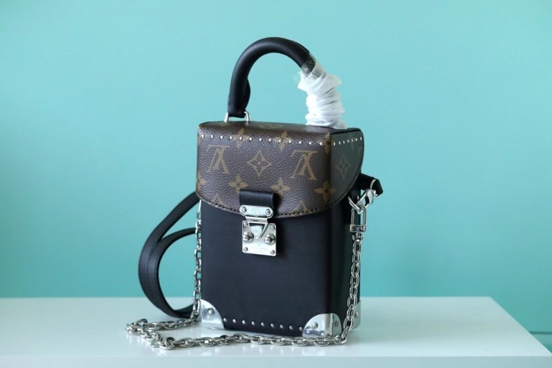 The Camera Box Shoulder Bag “16*13*7.5CM” 085