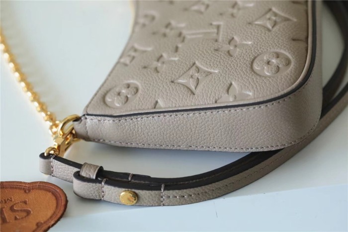 Easy Pouch Crossbody Bag “19*11.5*3CM” 065