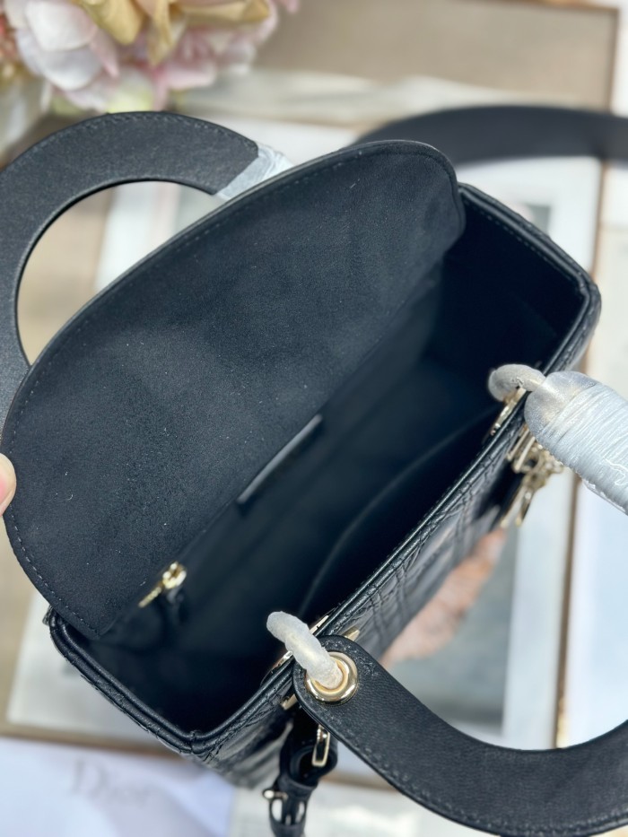 LADY DIOR “20 x 17 x 8cm”-077=